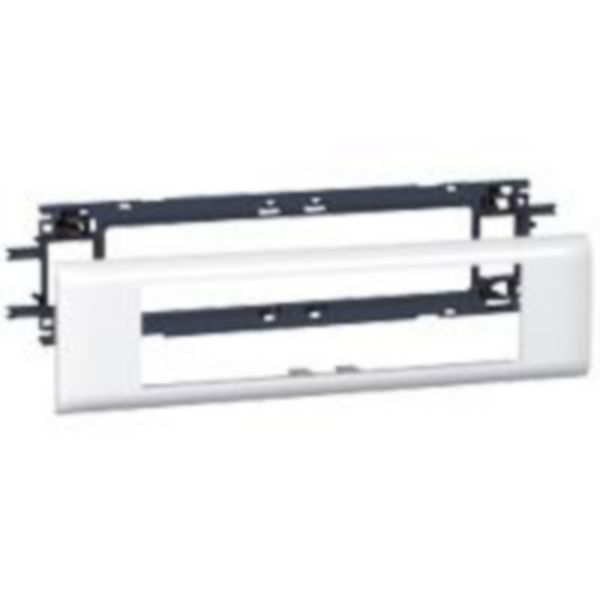 th_LG-010958-WEB-R.jpg Support Mosaic 8 modules pour goulotte DLP monobloc avec couvercle 65mm – Image 1